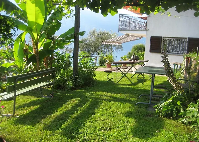 Apartament Casa Lucertola Tronzano Lago Maggiore
